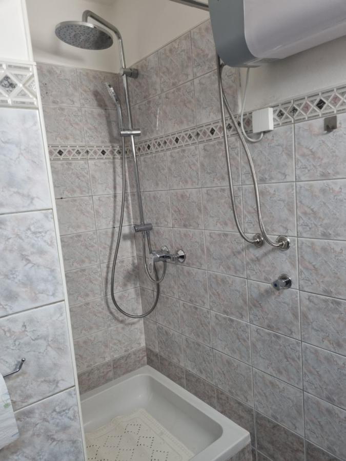 Apartma Lumas 科佩尔 外观 照片