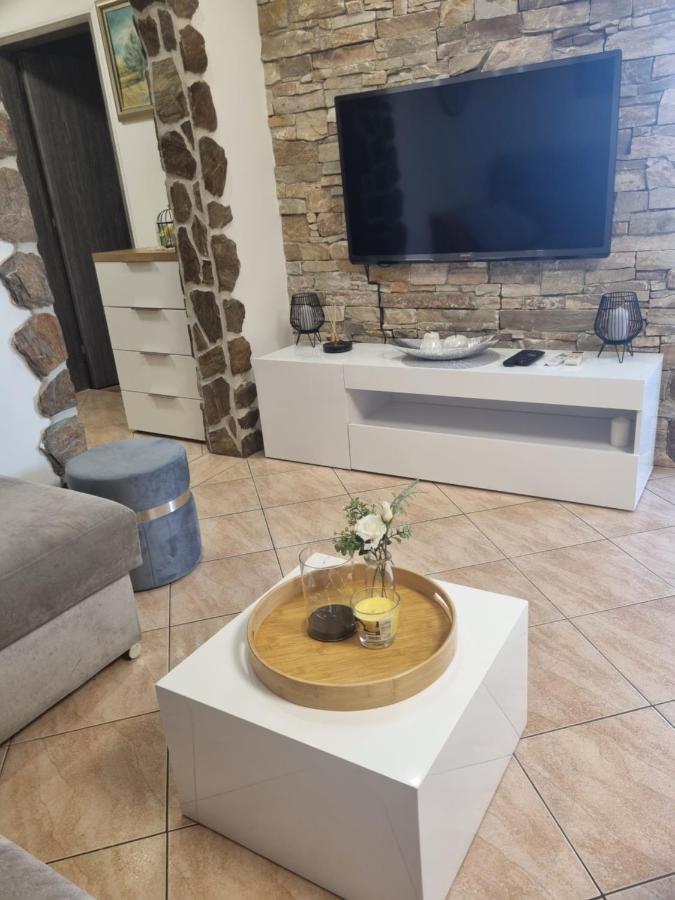 Apartma Lumas 科佩尔 外观 照片